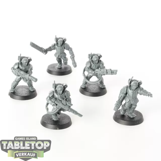 Astra Militarum - 5 x Militarum Tempestus Scions - Unpainted