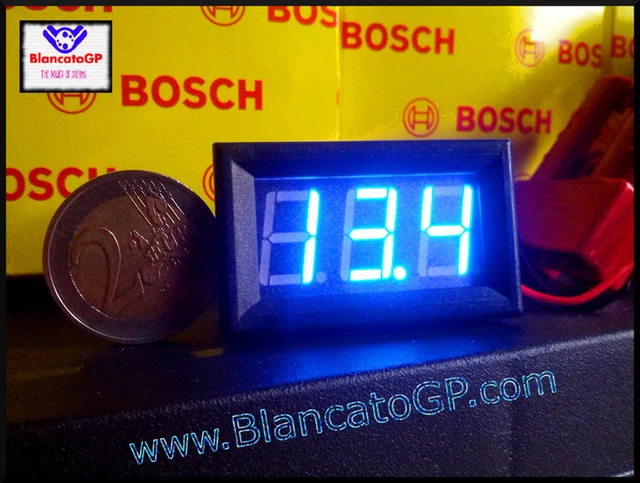 Voltmetro digitale LED 3V-30V mini BLU [tensione tester pannello auto moto rally