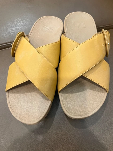 Preowned Fitflop Brown Leather Sz 37 Crisscross