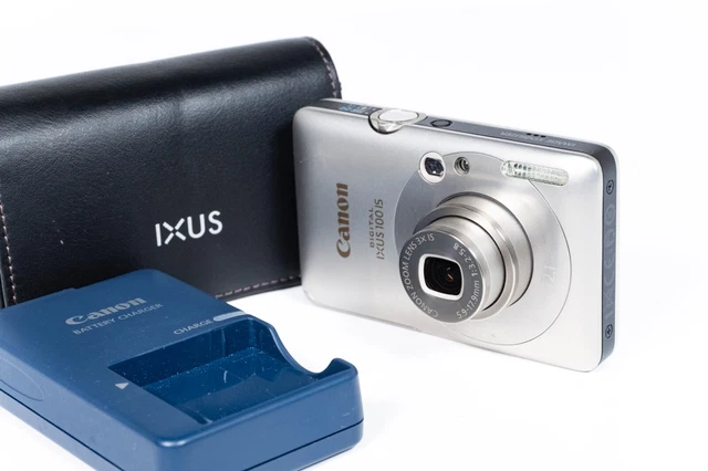 Canon IXUS 100 IS Ultra Compact Vintage Point & Shoot 12.1MP Digital Camera