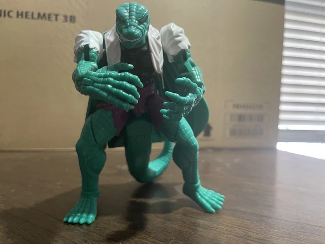 1998 Marvel Spiderman Sneak Attack Shape Shifters Lizard Action Figure Loose