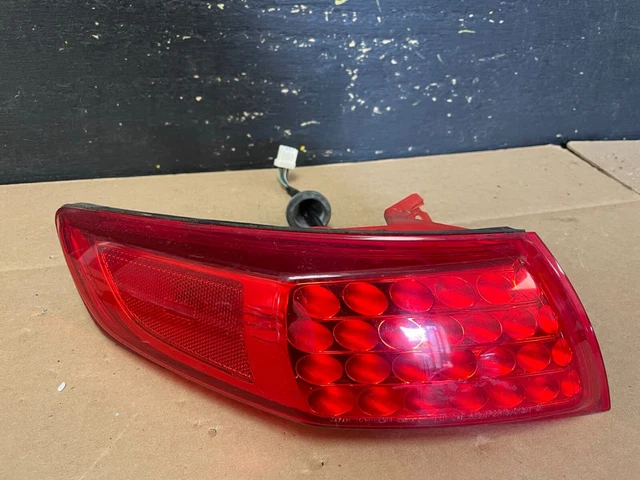 2003-2008 INFINITI FX35 FX45 Driver Left LH Side Tail Light OEM 2578G DG1