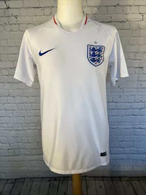 England National Team Football Shirt Jersey Umbro Size Mens Small 2018