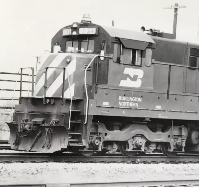 Burlington Northern Railroad BN #5911 U30C Locomotive Train B&W Photo Aurora IL