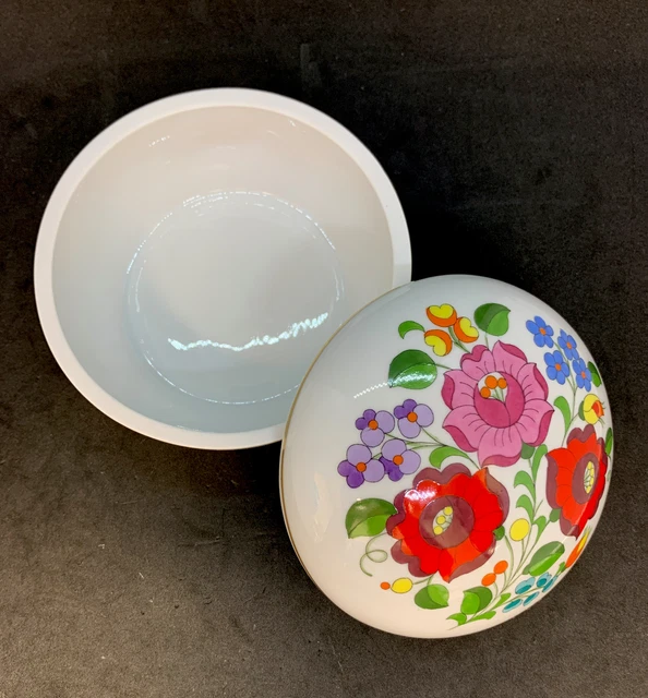 VINTAGE HANDPAINTED BONBONIERE Trinket Box BY KALOCSA, HUNGARY 7