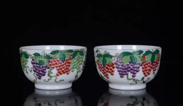 A Pair Chinese Enamel Color Porcelain Hand Painted Grape Pattern Cups 15236