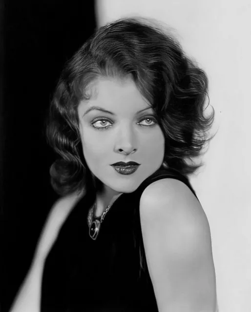 Film Legend MYRNA LOY Portrait Photo   (215-O )