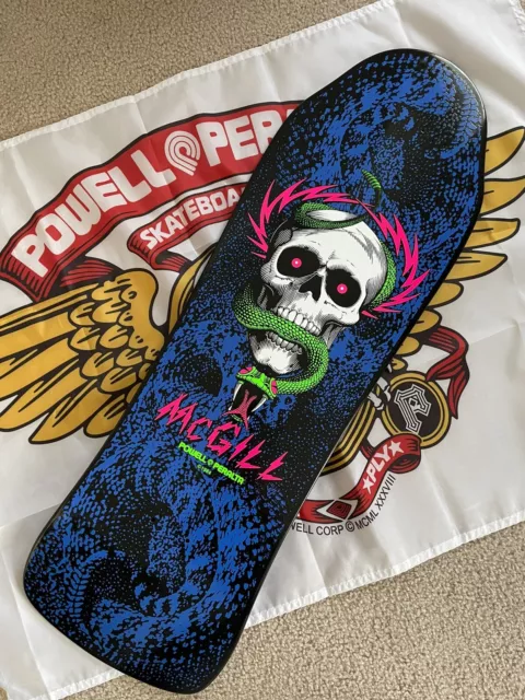 Powell Peralta McGill Skateboard Series 14 Bones Brigade - Tony Hawk Santa Cruz