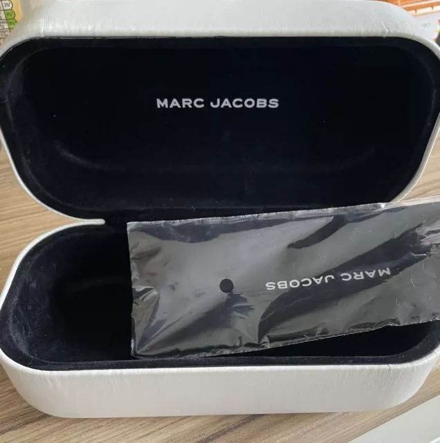 Marc Jacobs Sunglasses Case Cream 2