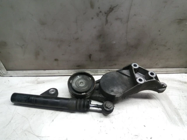 038903315C galet tendeur pour SEAT IBIZA II 1.9 TDI 1993 205302 2