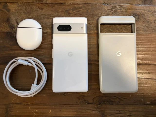 GOOGLE PIXEL 7 - 128 GB - Snow (Unlocked) Bundle $73.88