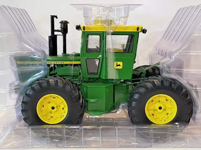 1/16 John Deere 7520 4WD Tractor, 50th Anniversary - Ertl Precision Series