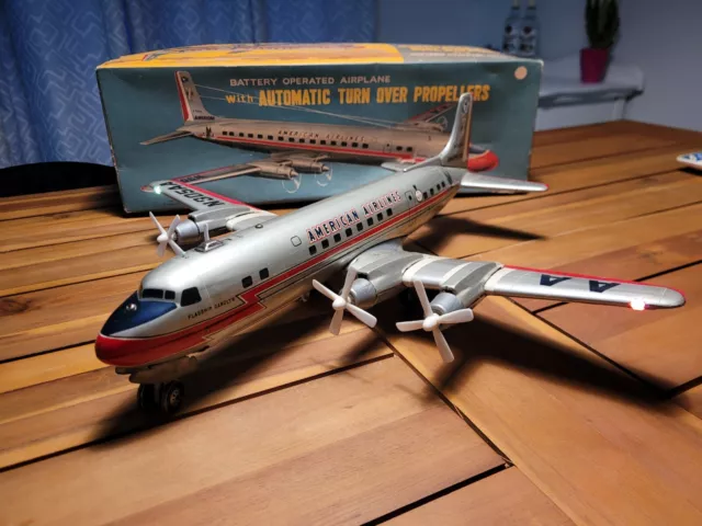 Vintage AMERICAN AIRLINES DC-7 Tin Toy Battery-Operated Airplane Linemar N305AA