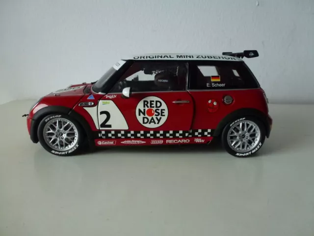 Mini Cooper John Cooper Works Racing 1:18