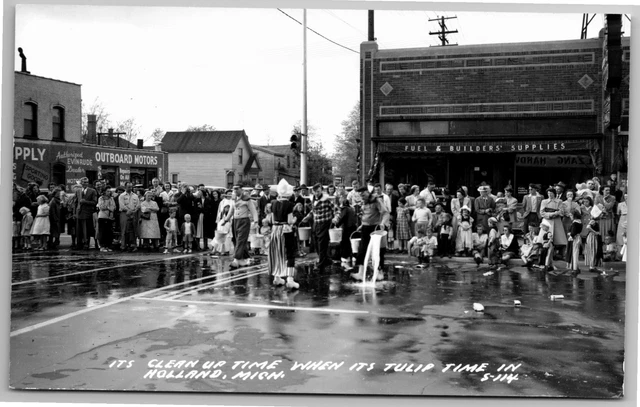 RPPC Postcard Tulip Time Holland Michigan MI Dutch Dancers Street Scrubbing VTG 2