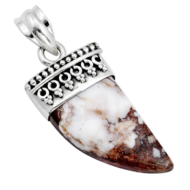 Handcrafted 12.17cts Horn White Wild Horse Magnesite Fancy Pendant U93705