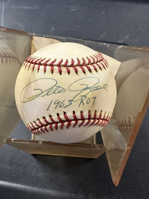 Cased Pete Rose Cincinnati Reds Autographed Baseball with "1963 ROY" Inscription Cased Pete Rose Cincinnati Reds Autographed Baseball with "1963 ROY" Inscription