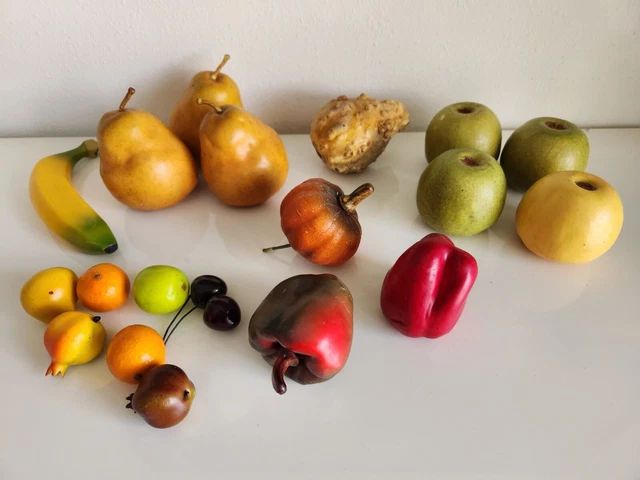 Lot of 19 Artificial Lifelike Fruits