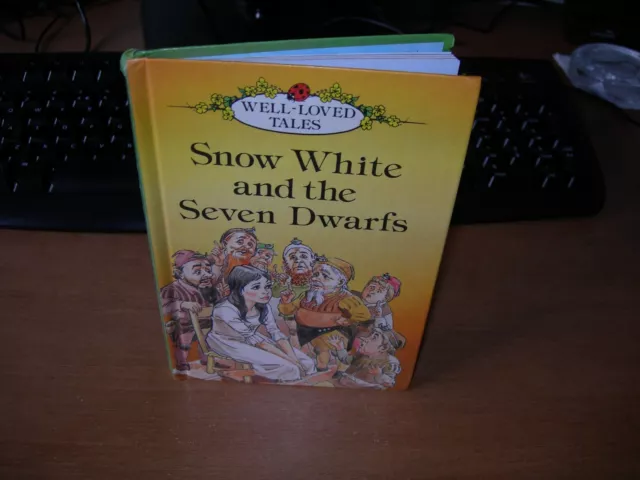 Ladybird Book Series 606d Well Loved Tales Snow White And The Seven Dwarfs - GC