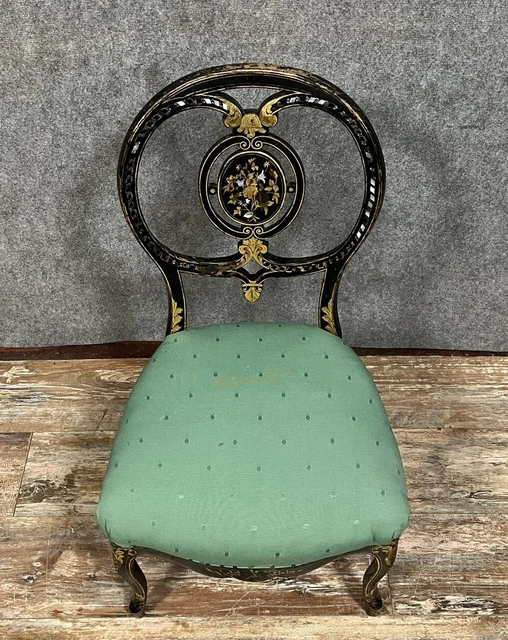 Série de 4 chaises époque Napoléon III en bois laqué noir