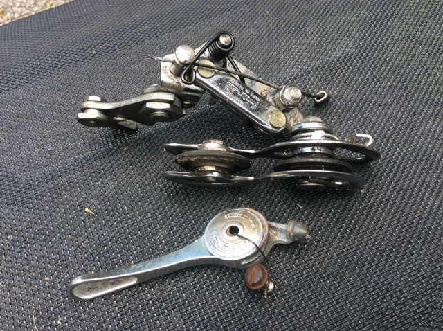 Ancienne manettes de dérailleurs Huret - Équipements vélos