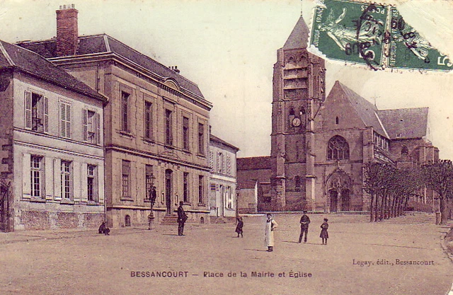 CPA 95 Près Argenteuil & Taverny BESSANCOURT Place de la Mairie et Eglise