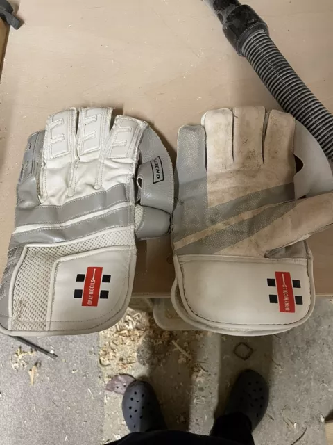 Gray Nicolls Legend Wicket Keeping Gloves