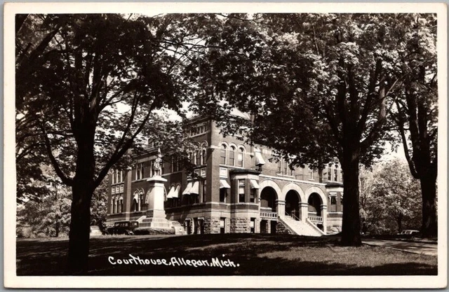 Allegan, Michigan Photo RPPC Postcard COUNTY COURT HOUSE Building View c1950s