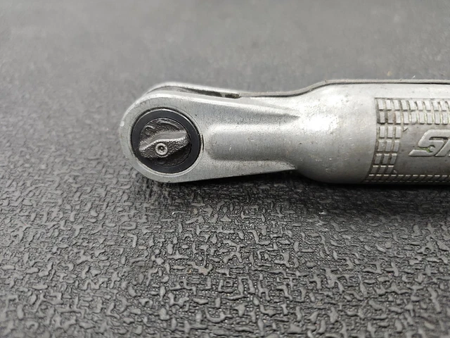 Snap-On Tools FAR25A Compact Reversible Air Ratchet 1/4" Drive USA 3