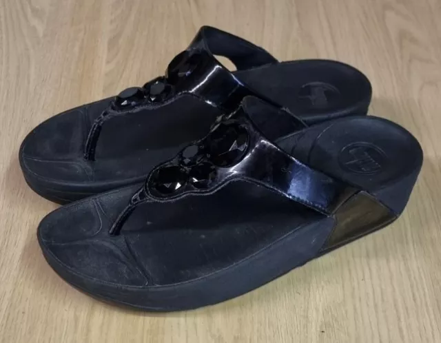 Women's Fitflop Luneta Black Patent Leather Thong Sandal Jeweled UK Size 5