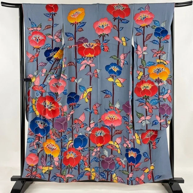 Woman Japanese Kimono Furisode Silk Flower Chirimen Gray