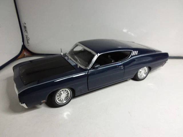 Maisto 1969 ford torino talladega on sale