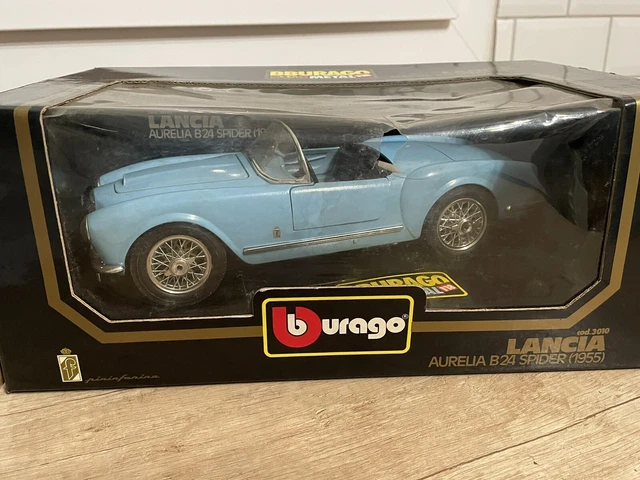 Lancia Aurelia B24 Spider 1955 1:18 Burago – Bleu Clair, Intérieur Crème, Sans Boîte