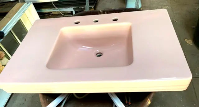 Vtg MCM Coral Pink Console  Bathroom Sink - Standard Brand. - Great Character