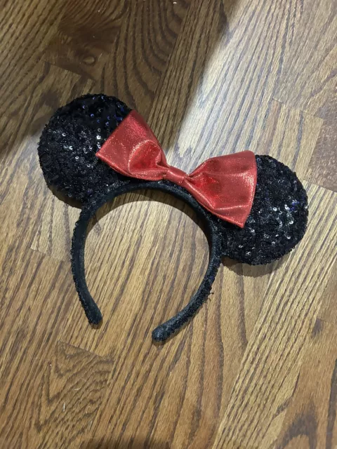 DISNEY PARKS MINNIE Mouse Classic Red Bow Black Ears Sequin Headband ...