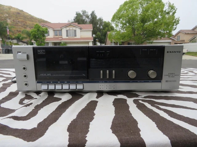 Sanyo RD-S22 Stereo Cassette Tape Deck Dolby System As-Is For Parts