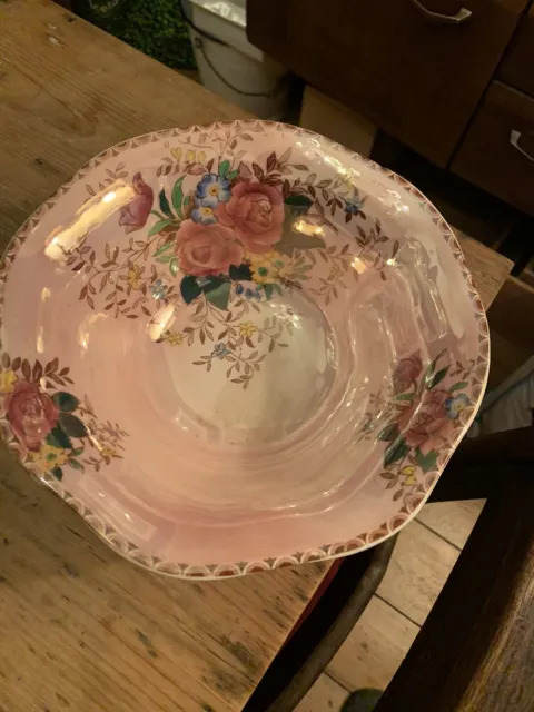 Maling Lustreware Bowl In Rosalind Pattern