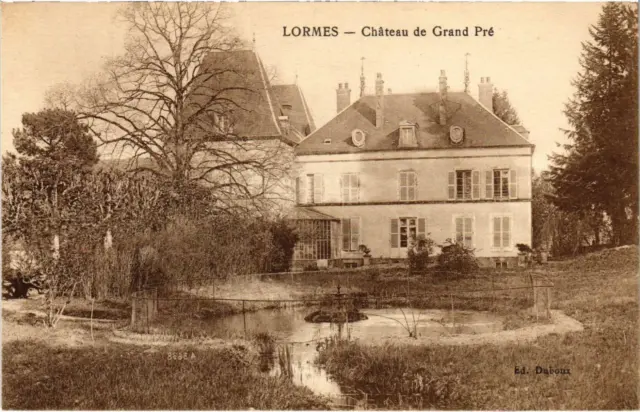 CPA LORMES Chateau de Grand Pre Nievre (100609)
