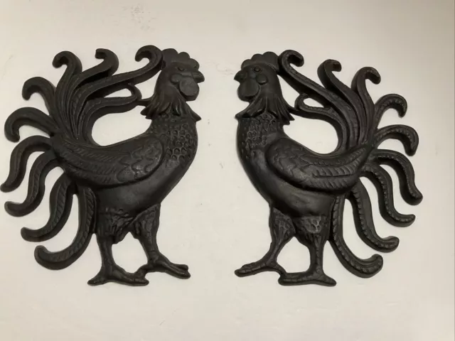 Black cast iron Roosters Wall Decor Hangers Vintage Pair of 9.5 inch  Marked L R