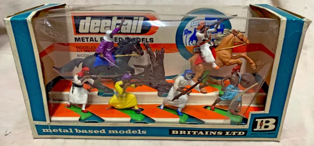 Britains Deetail Arabs Boxed Set - Painted Plastic Toy Soldiers set 7795 - RARE!