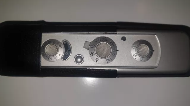 minox Modell C mit Lederhülle