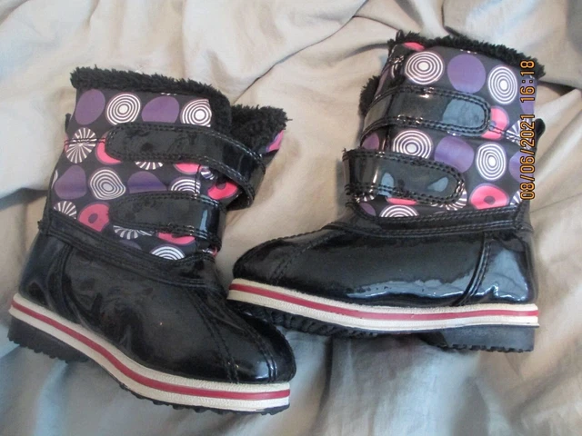 Girls Size 8 Snowboots Fleece Lined Waterproof Athietech
