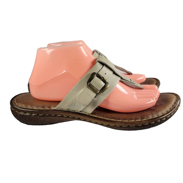 Born  Beige Leather  Flip Flop Thong Sandals Women's Size 10 Shoes