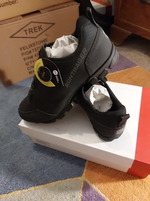 Brandneu in Originalverpackung Bontrager Evoke Radschuhe SPD Straßenkies MTB Größe 41 - UVP £ 120 3