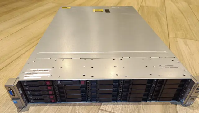 Server HP Proliant dl380p gen8 G8 Intel Xeon E5-2630 32Go RAM état comme neuf