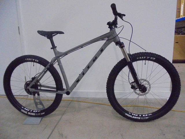 Vitus nucleus 27 vr 2021 grey new arrivals