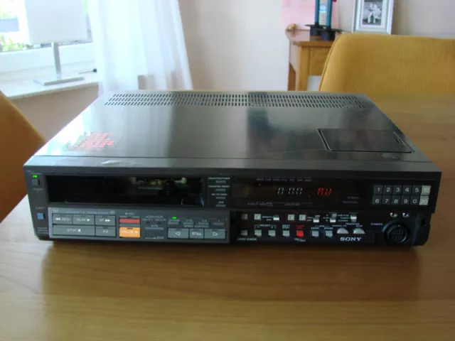 Sony SL-C9E Betamax Videorekorder SL-C9ES