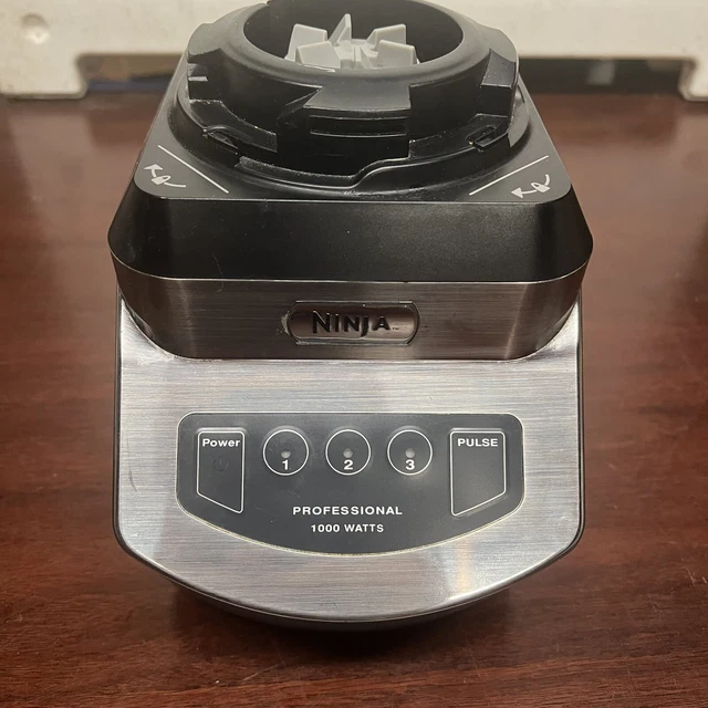 NINJA PROFESSIONAL BLENDER 1000watts NJ600 Blender Motor Base