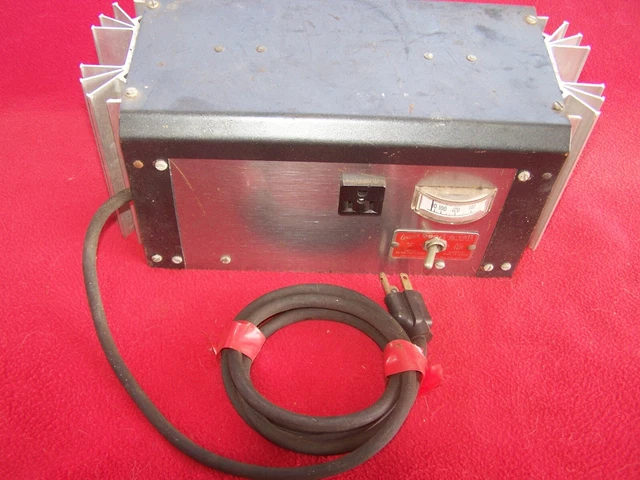 Vintage NOS Boost-A-Volt, Input 90-120 VAC, & Output CAP. 12 AMPS.