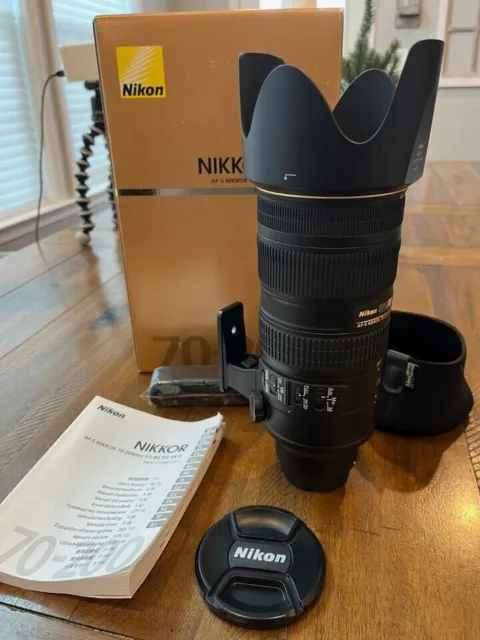 Nikon AF-S NIKKOR 70-200mm f/2.8 G ED VR II Lens + Hood [Top Mint] in Box